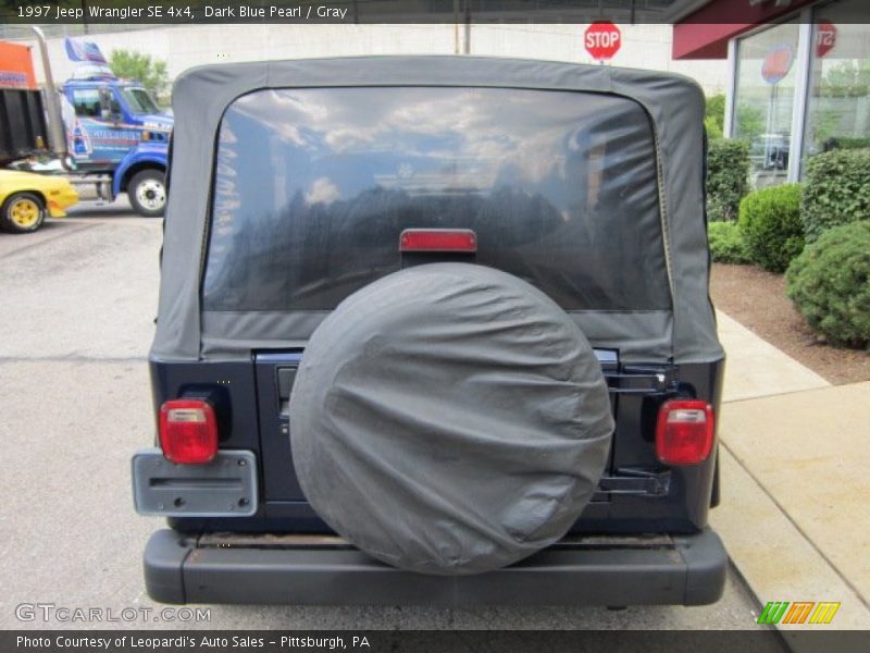 Dark Blue Pearl / Gray 1997 Jeep Wrangler SE 4x4