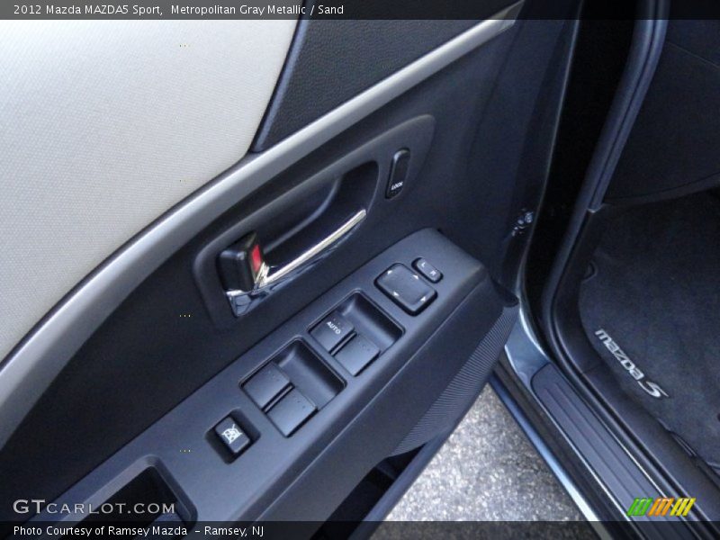 Metropolitan Gray Metallic / Sand 2012 Mazda MAZDA5 Sport
