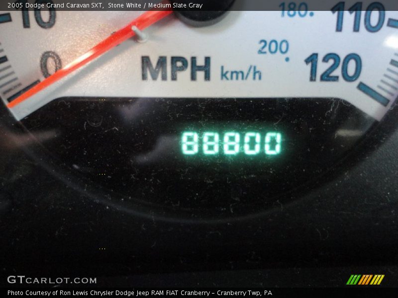 Stone White / Medium Slate Gray 2005 Dodge Grand Caravan SXT