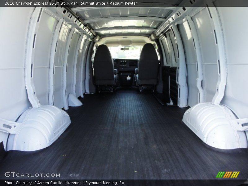  2010 Express 2500 Work Van Trunk