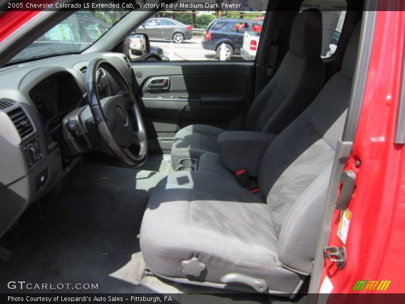 Victory Red / Medium Dark Pewter 2005 Chevrolet Colorado LS Extended Cab