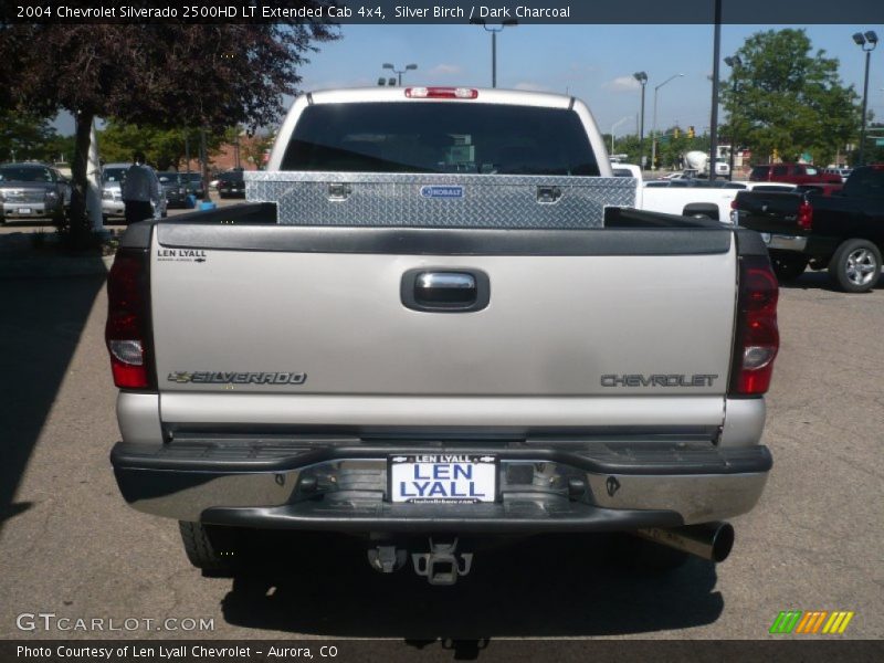 Silver Birch / Dark Charcoal 2004 Chevrolet Silverado 2500HD LT Extended Cab 4x4