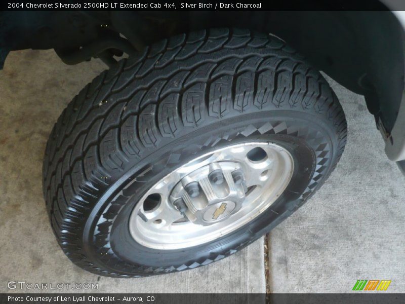 Silver Birch / Dark Charcoal 2004 Chevrolet Silverado 2500HD LT Extended Cab 4x4