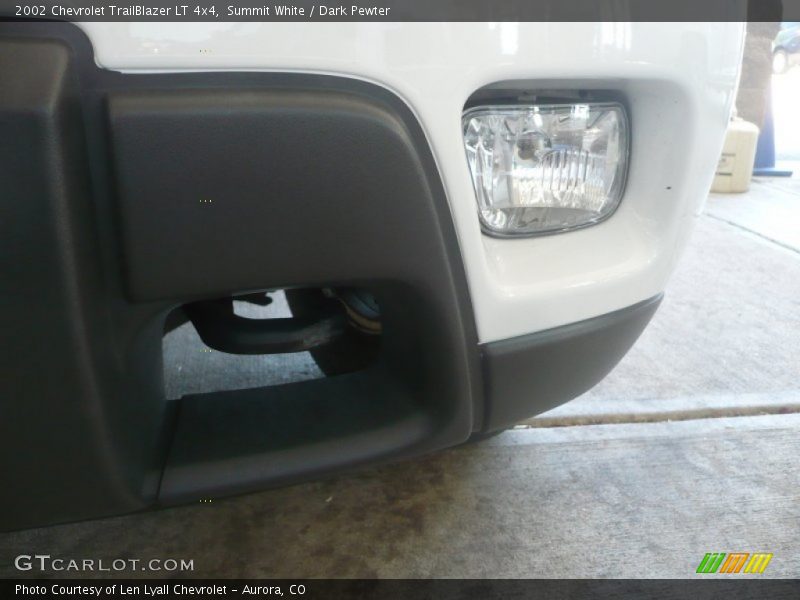 Summit White / Dark Pewter 2002 Chevrolet TrailBlazer LT 4x4