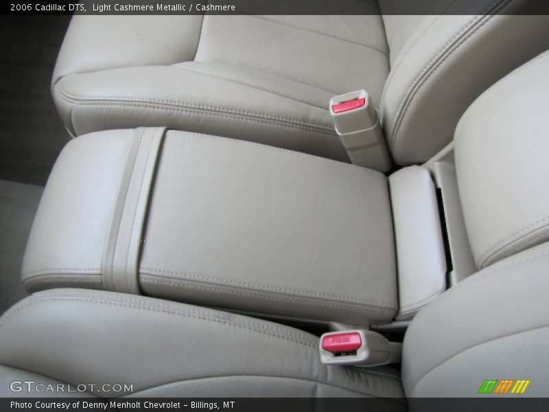 Light Cashmere Metallic / Cashmere 2006 Cadillac DTS