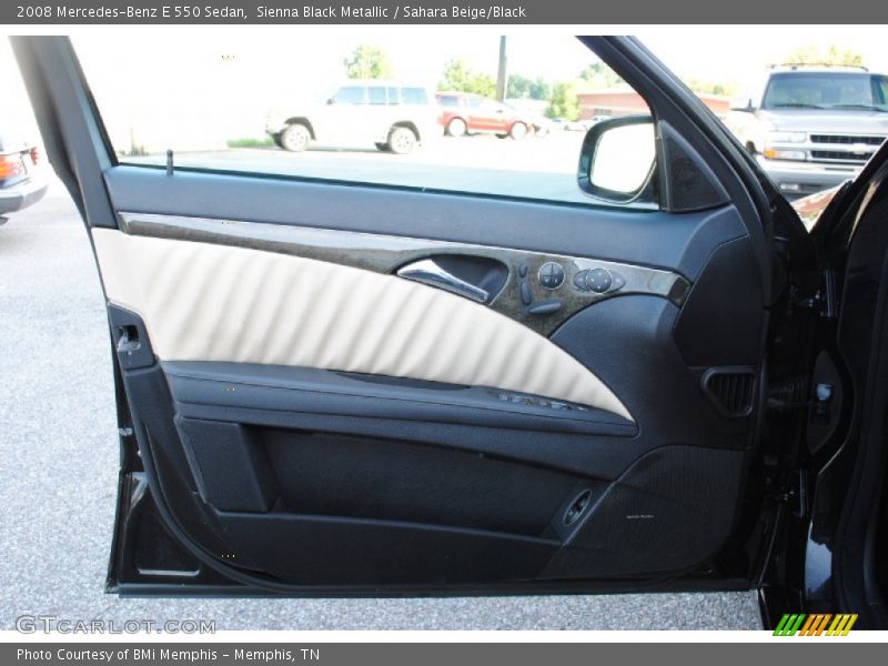 Door Panel of 2008 E 550 Sedan