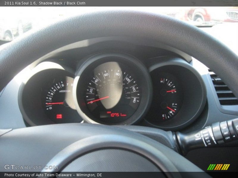 Shadow Black / Black Cloth 2011 Kia Soul 1.6