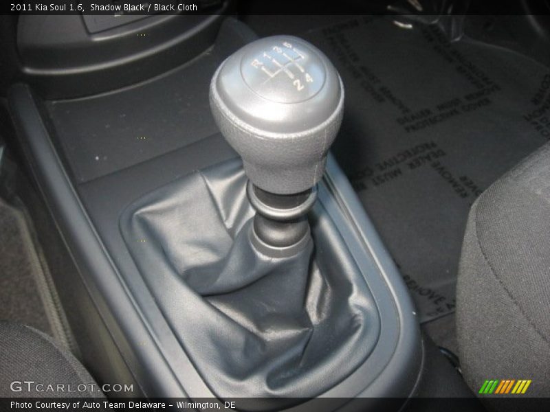 Shadow Black / Black Cloth 2011 Kia Soul 1.6
