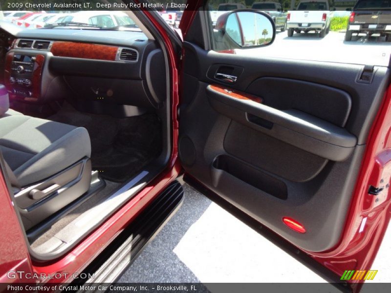 Deep Ruby Red Metallic / Ebony 2009 Chevrolet Avalanche LT