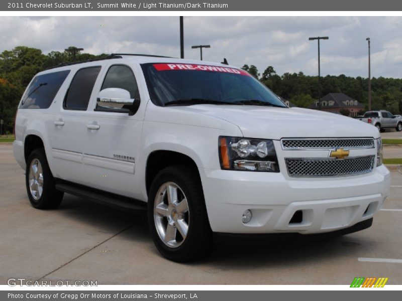 Summit White / Light Titanium/Dark Titanium 2011 Chevrolet Suburban LT