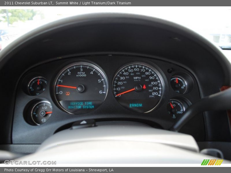 Summit White / Light Titanium/Dark Titanium 2011 Chevrolet Suburban LT
