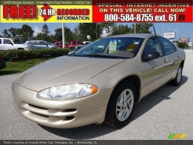 Champagne Pearl Metallic / Camel Tan 2000 Dodge Intrepid