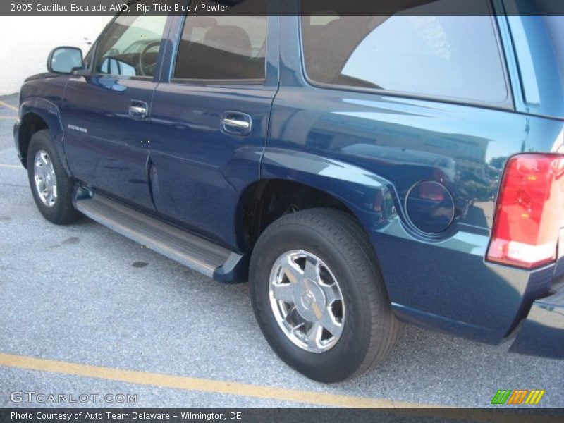Rip Tide Blue / Pewter 2005 Cadillac Escalade AWD