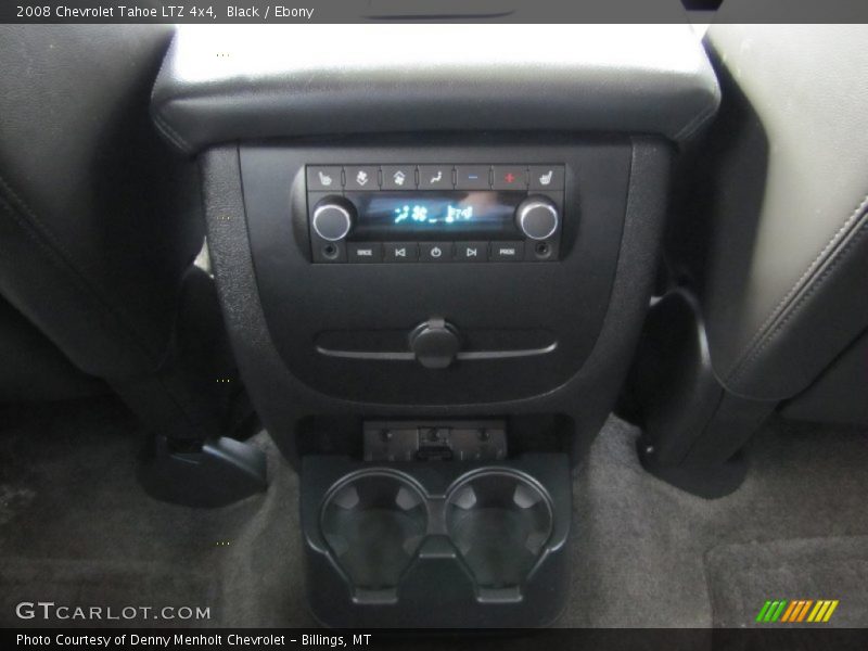 Controls of 2008 Tahoe LTZ 4x4
