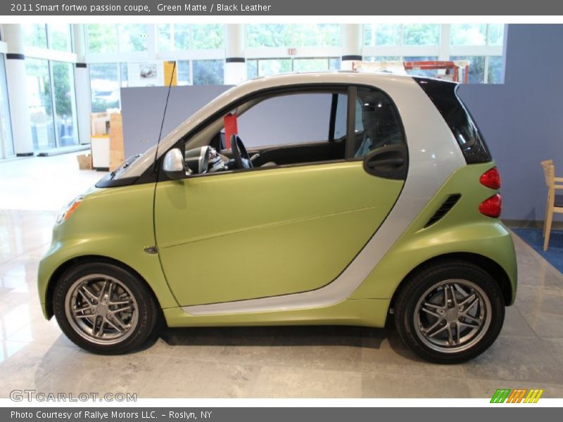  2011 fortwo passion coupe Green Matte