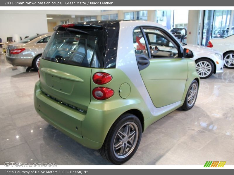 Green Matte / Black Leather 2011 Smart fortwo passion coupe