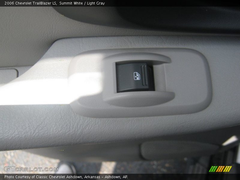 Summit White / Light Gray 2006 Chevrolet TrailBlazer LS