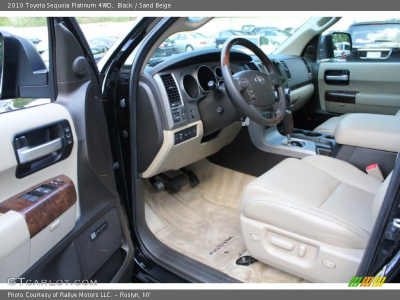 Black / Sand Beige 2010 Toyota Sequoia Platinum 4WD