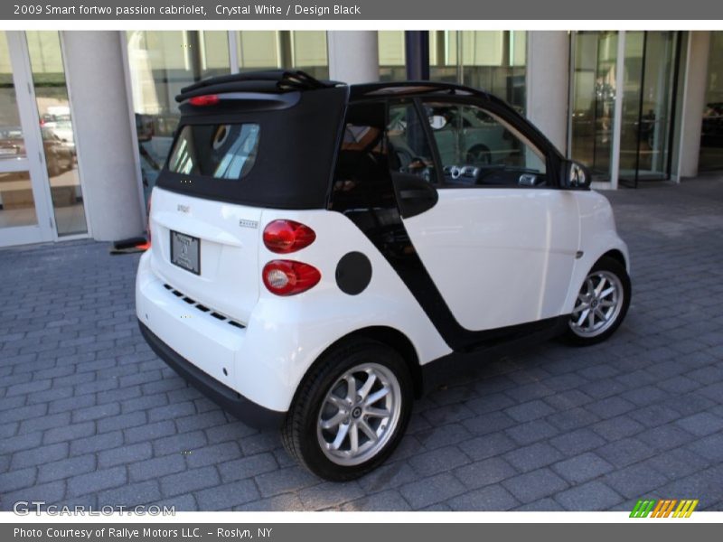 Crystal White / Design Black 2009 Smart fortwo passion cabriolet