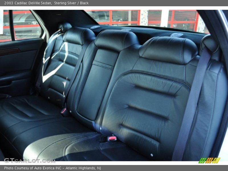 Sterling Silver / Black 2003 Cadillac DeVille Sedan