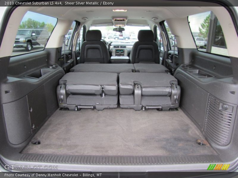  2010 Suburban LS 4x4 Trunk