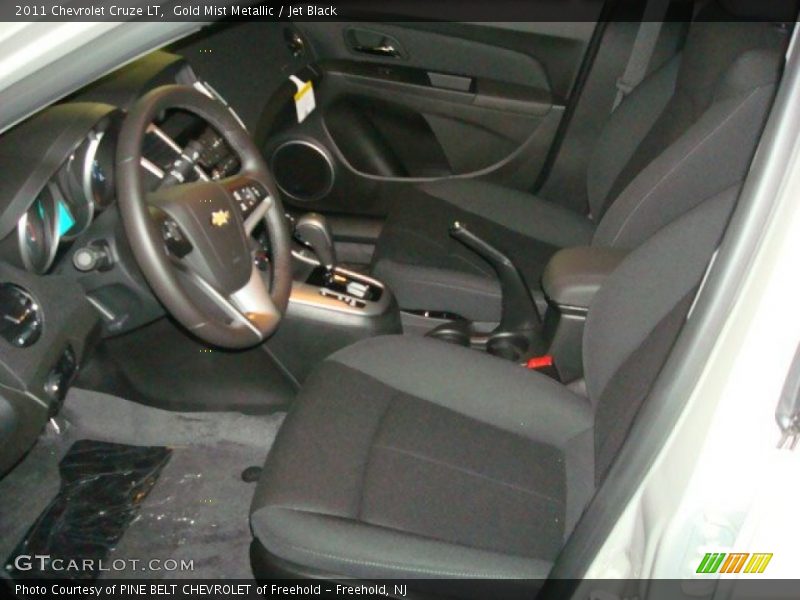 Gold Mist Metallic / Jet Black 2011 Chevrolet Cruze LT