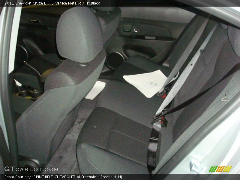 Silver Ice Metallic / Jet Black 2011 Chevrolet Cruze LT