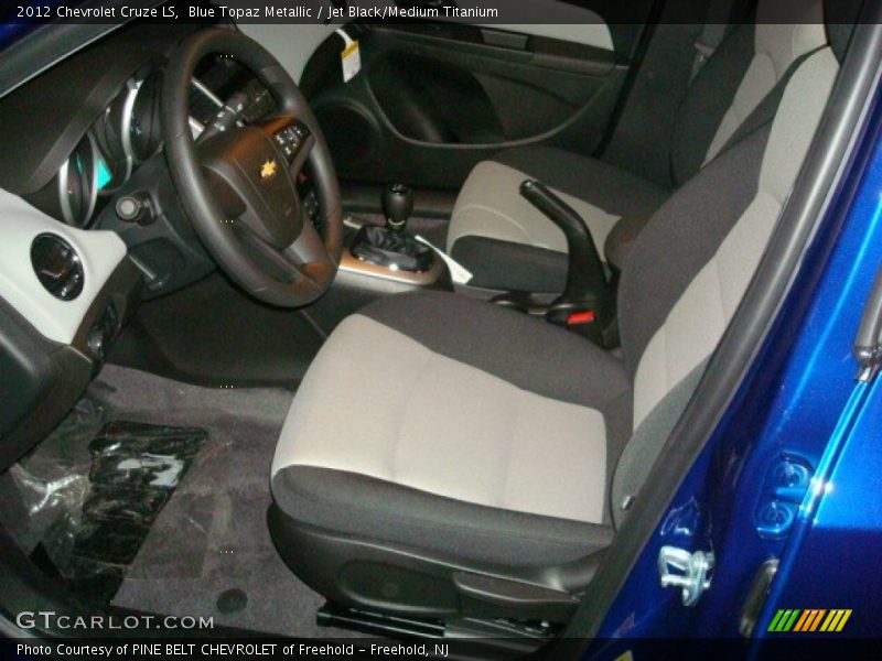  2012 Cruze LS Jet Black/Medium Titanium Interior