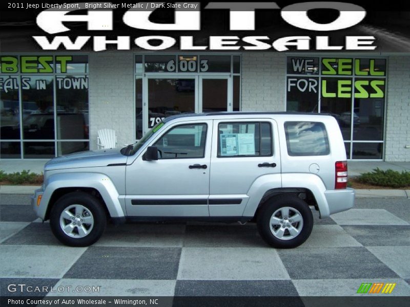 Bright Silver Metallic / Dark Slate Gray 2011 Jeep Liberty Sport