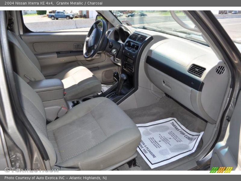 Granite Metallic / Charcoal 2004 Nissan Xterra XE 4x4