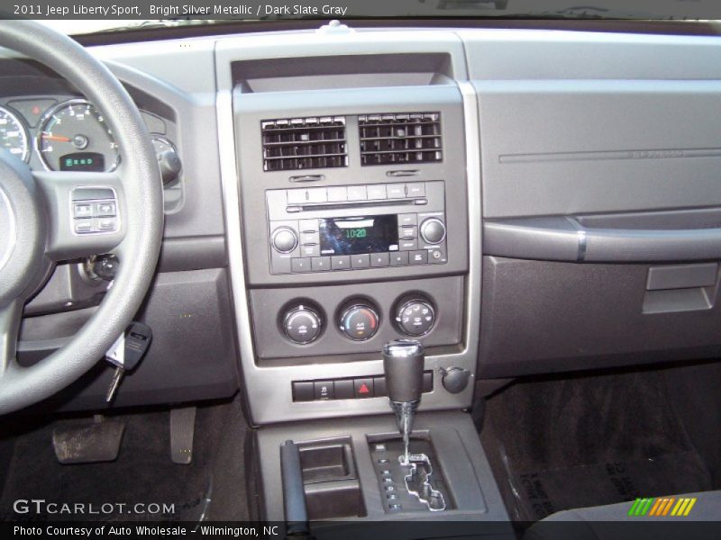 Bright Silver Metallic / Dark Slate Gray 2011 Jeep Liberty Sport
