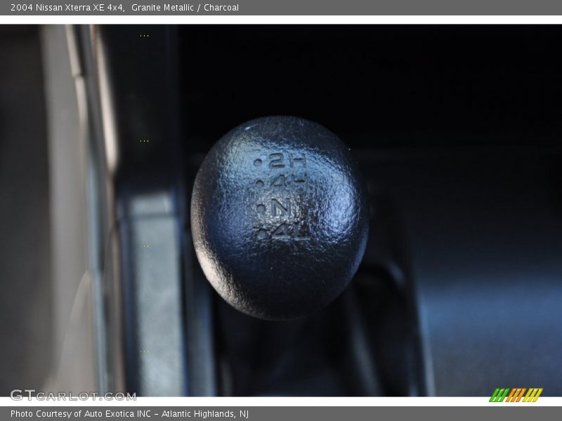 Granite Metallic / Charcoal 2004 Nissan Xterra XE 4x4