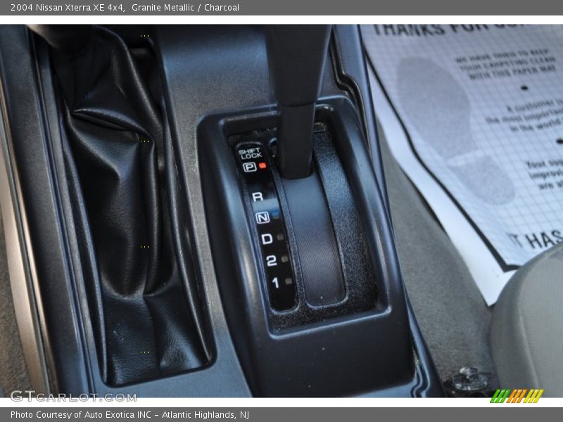 Granite Metallic / Charcoal 2004 Nissan Xterra XE 4x4