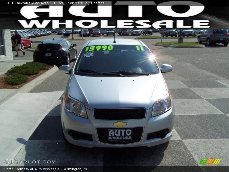 Ice Silver Metallic / Charcoal 2011 Chevrolet Aveo Aveo5 LT