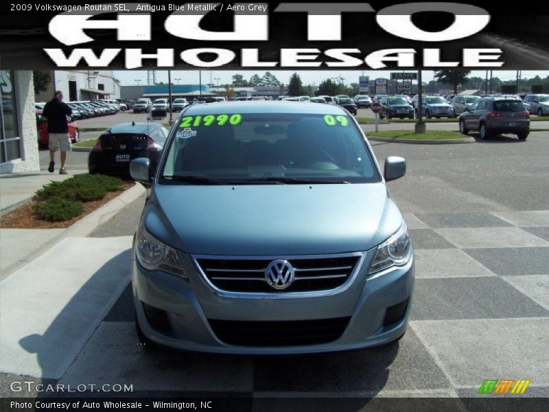 Antigua Blue Metallic / Aero Grey 2009 Volkswagen Routan SEL