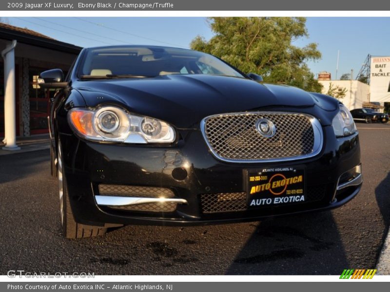 Ebony Black / Champagne/Truffle 2009 Jaguar XF Luxury