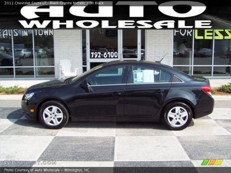 Black Granite Metallic / Jet Black 2011 Chevrolet Cruze LT