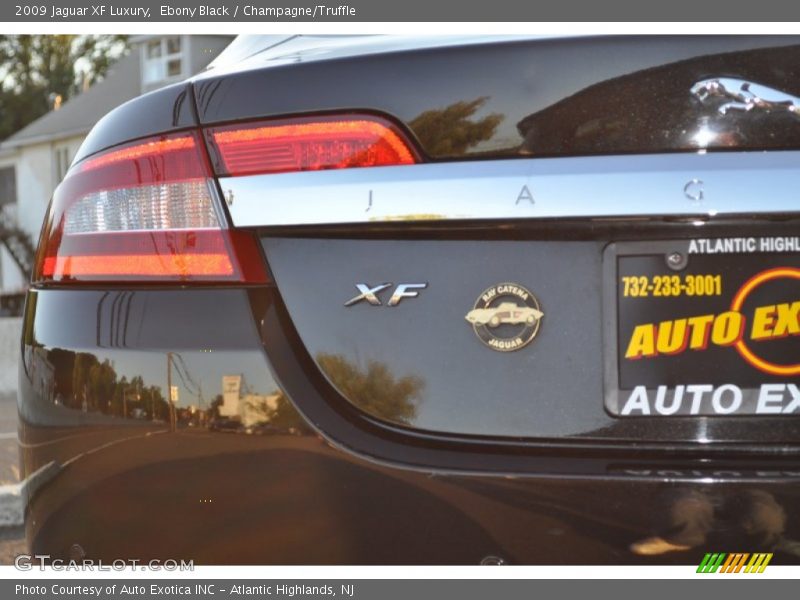 Ebony Black / Champagne/Truffle 2009 Jaguar XF Luxury