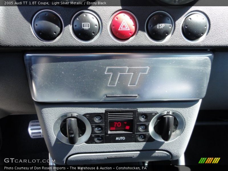 Controls of 2005 TT 1.8T Coupe