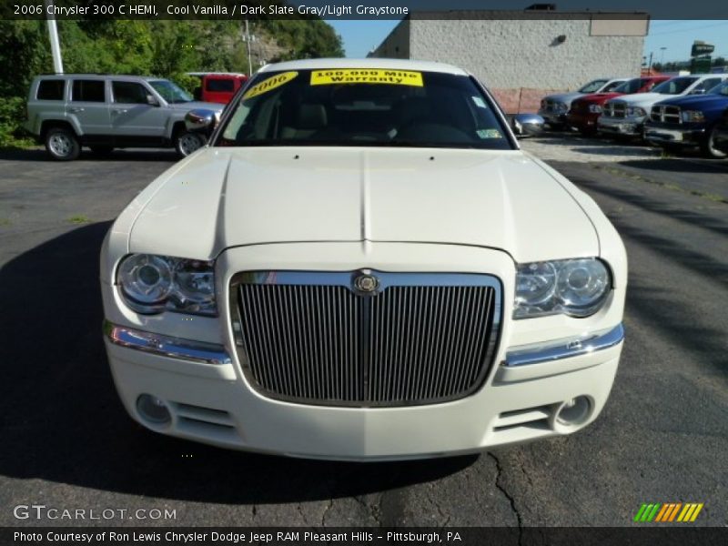 Cool Vanilla / Dark Slate Gray/Light Graystone 2006 Chrysler 300 C HEMI