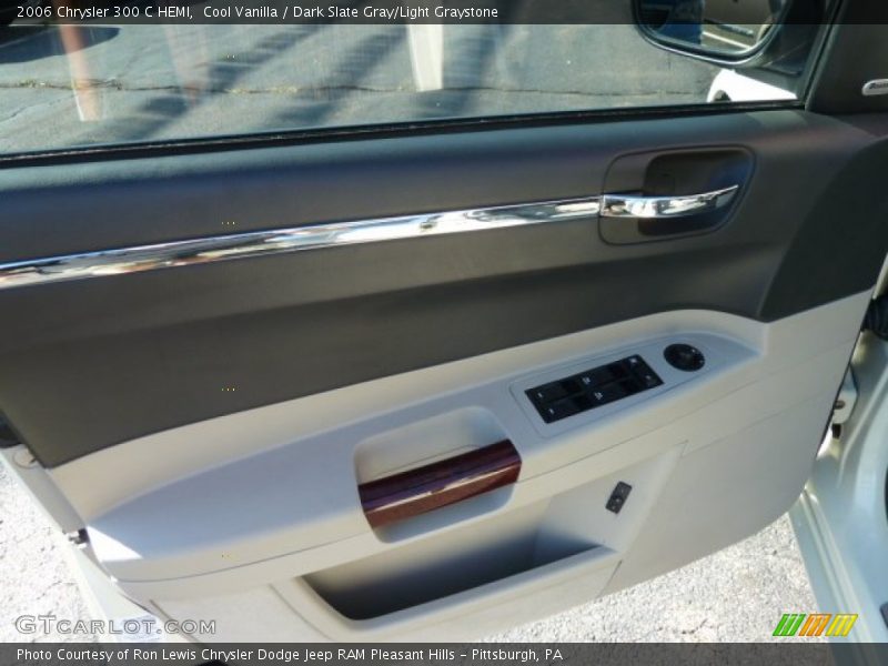 Cool Vanilla / Dark Slate Gray/Light Graystone 2006 Chrysler 300 C HEMI