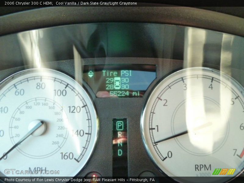 Cool Vanilla / Dark Slate Gray/Light Graystone 2006 Chrysler 300 C HEMI