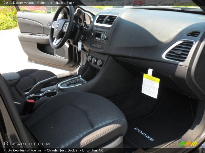 Black / Black 2011 Dodge Avenger Mainstreet
