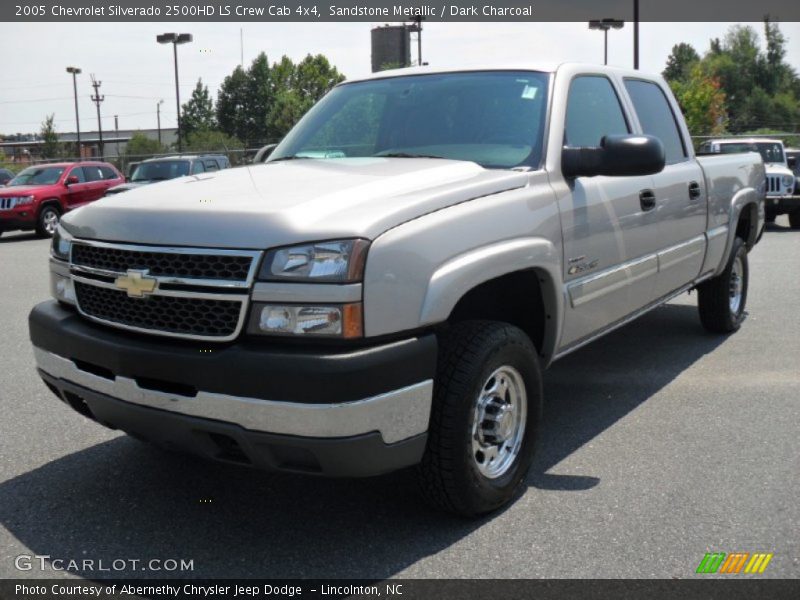 Sandstone Metallic / Dark Charcoal 2005 Chevrolet Silverado 2500HD LS Crew Cab 4x4