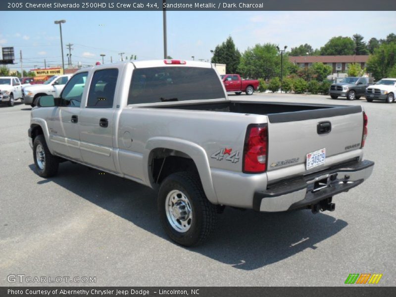 Sandstone Metallic / Dark Charcoal 2005 Chevrolet Silverado 2500HD LS Crew Cab 4x4