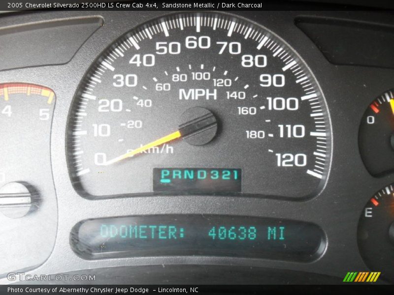 Sandstone Metallic / Dark Charcoal 2005 Chevrolet Silverado 2500HD LS Crew Cab 4x4