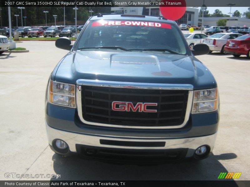 Stealth Gray Metallic / Dark Titanium 2007 GMC Sierra 3500HD SLE Regular Cab Dually Flat Bed