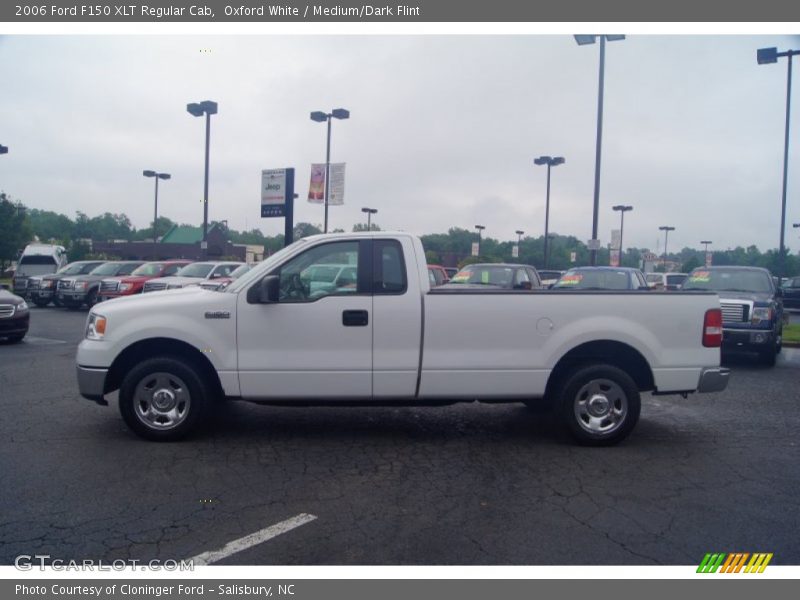 Oxford White / Medium/Dark Flint 2006 Ford F150 XLT Regular Cab