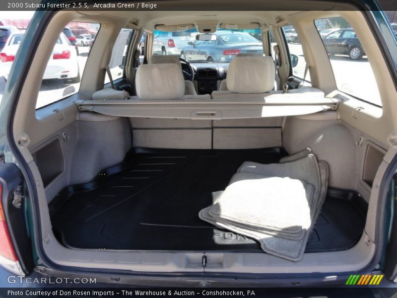  2000 Forester 2.5 S Trunk