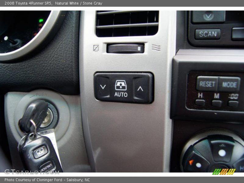 Natural White / Stone Gray 2008 Toyota 4Runner SR5